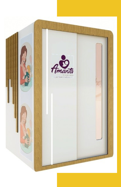 Interior de la cabina Amanta con silla ergonómica